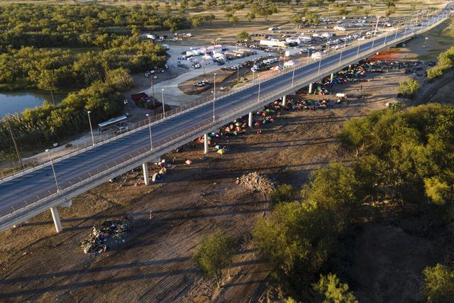 海地移民遭驱逐 得州边境营地人数迅速减少