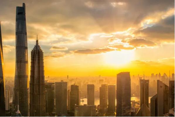 如果有一定资产，你会选择移民还是北上广？