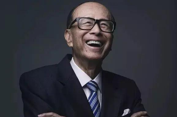 中国富豪“移民成瘾”？15000名富豪撤离中国，国家终于出手了