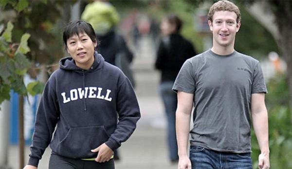 长相普通的她移民美国，为了追求到她，中国隐形首富跟着移民美国